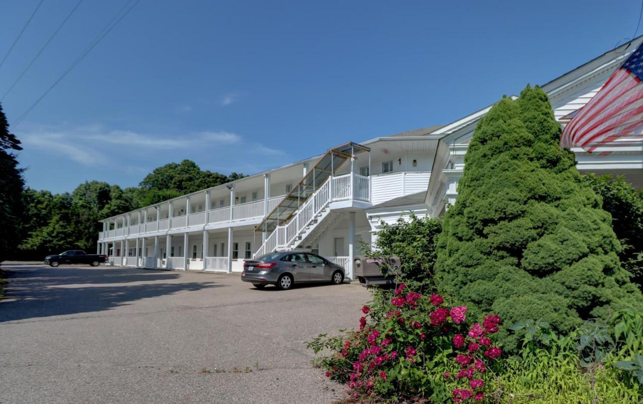 Hamilton Village Inn North Kingstown Εξωτερικό φωτογραφία