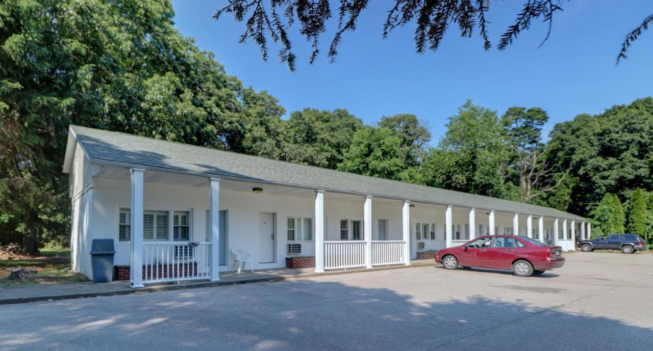 Hamilton Village Inn North Kingstown Εξωτερικό φωτογραφία
