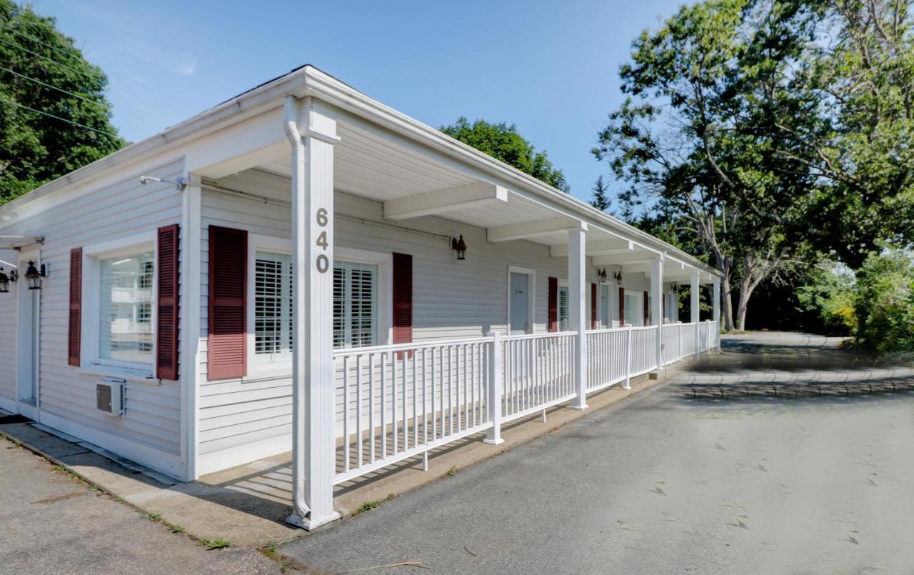 Hamilton Village Inn North Kingstown Εξωτερικό φωτογραφία