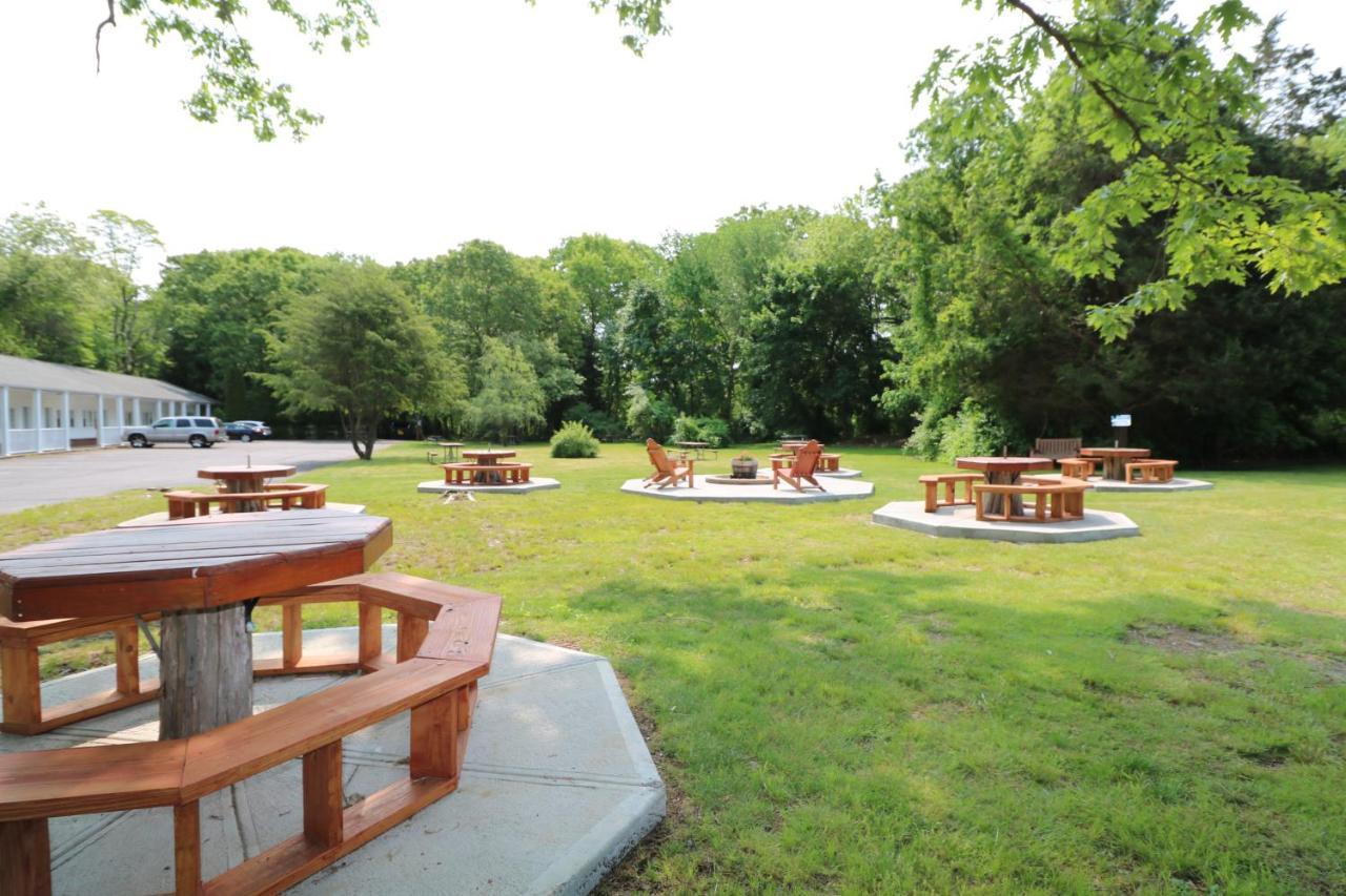 Hamilton Village Inn North Kingstown Εξωτερικό φωτογραφία