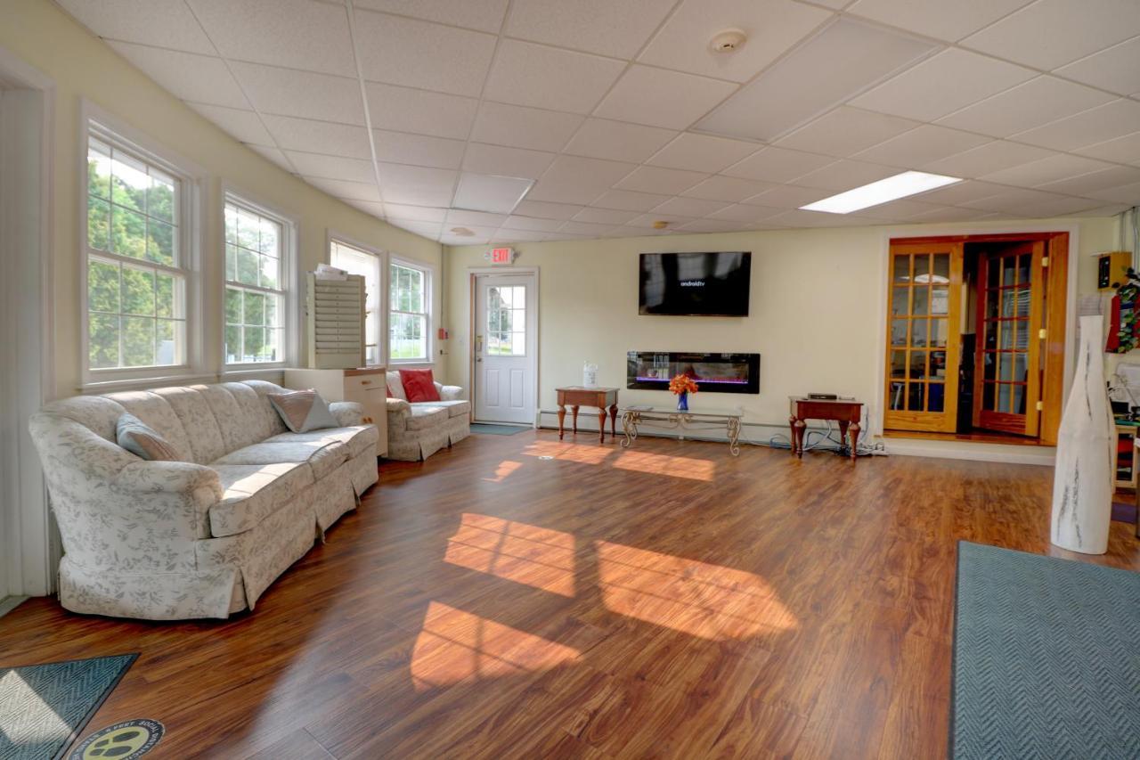 Hamilton Village Inn North Kingstown Εξωτερικό φωτογραφία