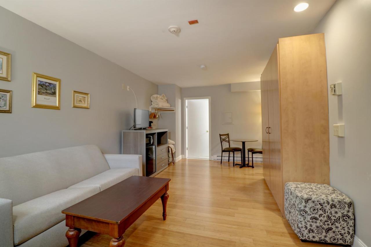 Hamilton Village Inn North Kingstown Εξωτερικό φωτογραφία